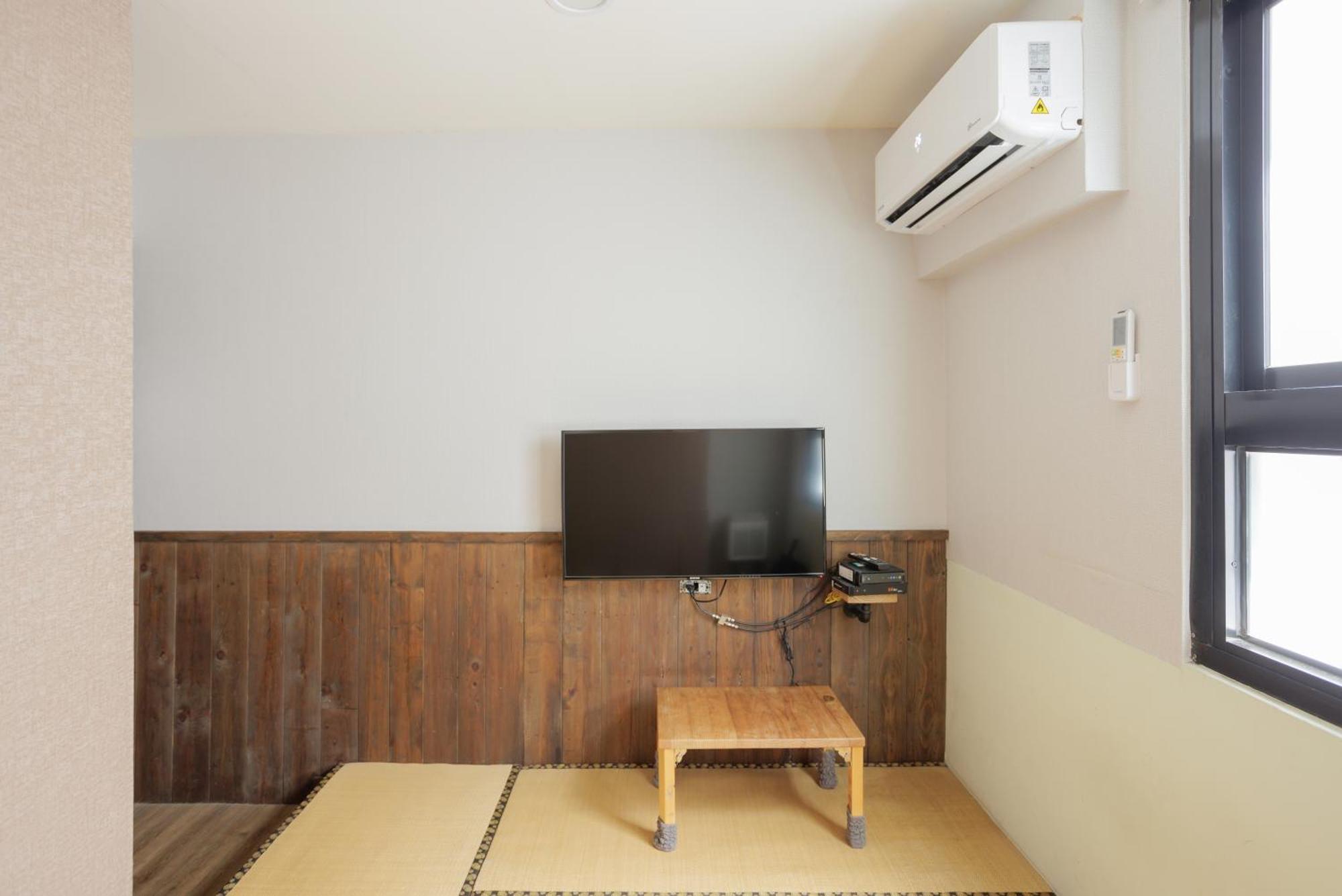 赤樓古巷民宿 6-12人可包棟 Tainan Exterior photo